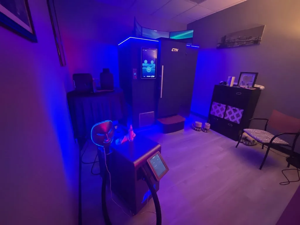 Cryotherapy Masks or Contour Pods: An In-Depth Comparison